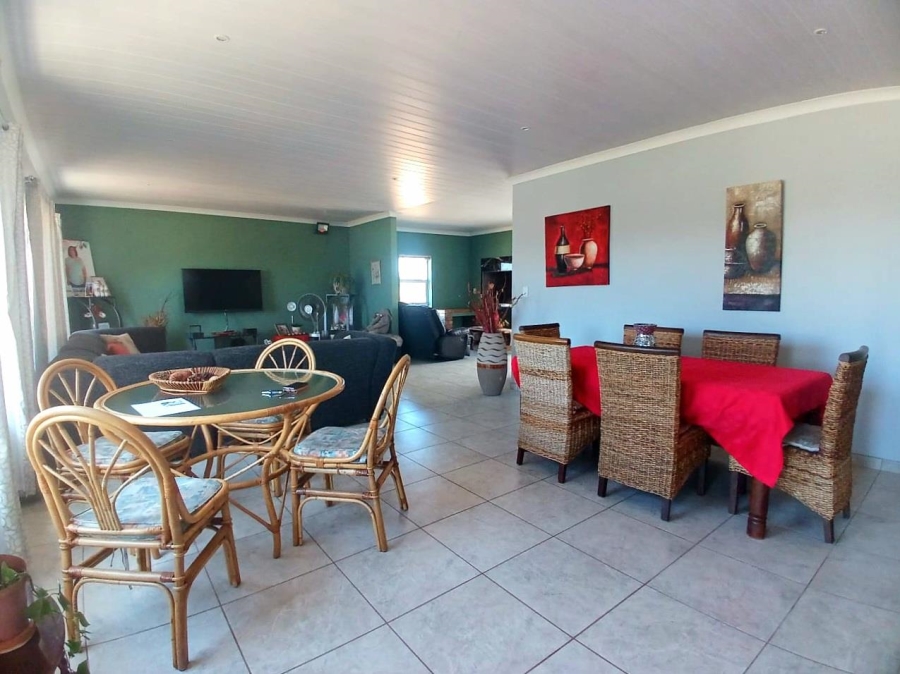 3 Bedroom Property for Sale in Tafelzicht Western Cape